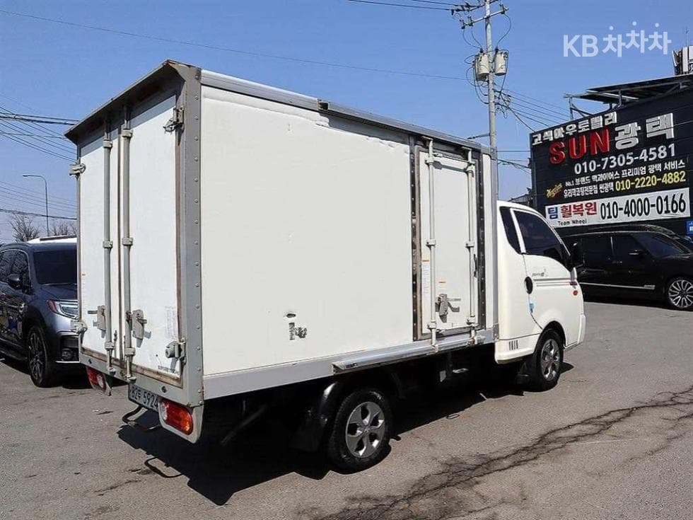 Хюндай Porter 2Удължено междуосие Super Cab 냉동Товарна надстройка차 Стил - 4