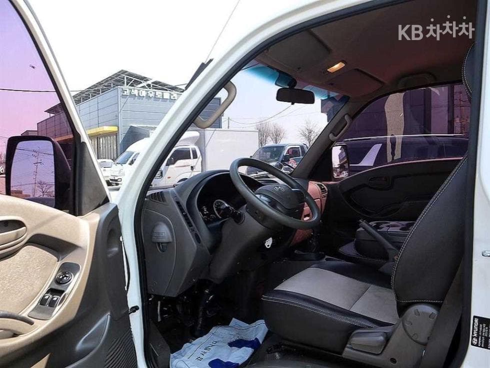 Хюндай Porter 2Удължено междуосие Super Cab 냉동Товарна надстройка차 Стил - 5