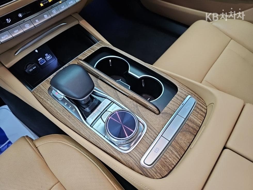 Киа The New (фейслифт) K9(Второ поколение)3.8 GDI AWD 베스트셀렉션Ⅰ - 8