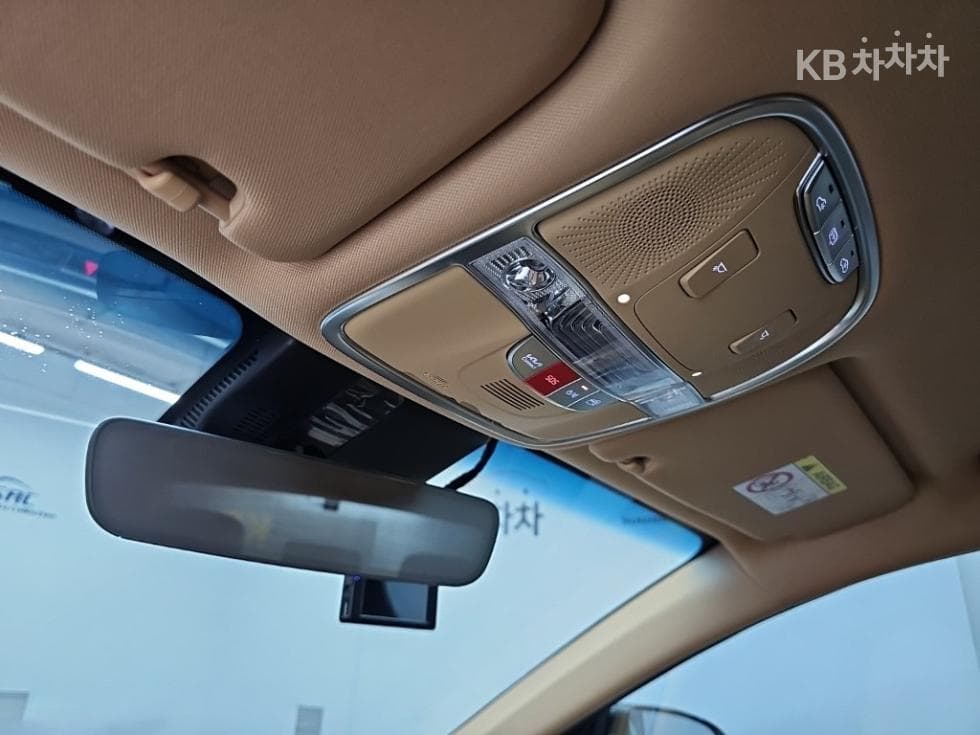 Киа The New (фейслифт) K9(Второ поколение)3.8 GDI AWD 베스트셀렉션Ⅰ - 17