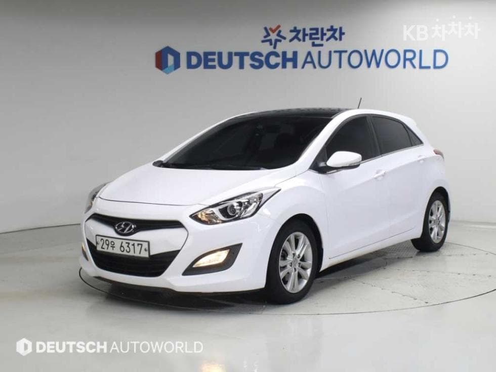 Хюндай i30(신형) 1.6 VGT 유니크 - Image 1