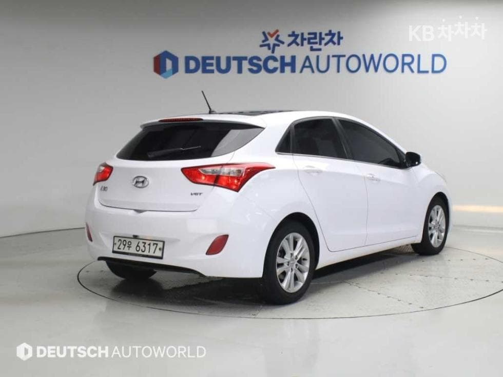 Хюндай i30(신형)1.6 VGT 유니크 - 2