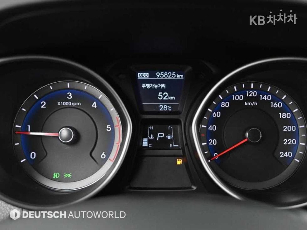 Хюндай i30(신형)1.6 VGT 유니크 - 8