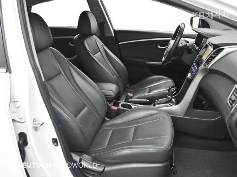 Хюндай i30(신형)1.6 VGT 유니크 - 10