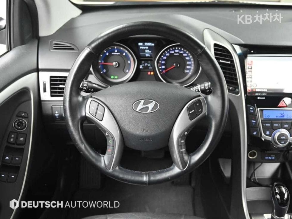 Хюндай i30(신형)1.6 VGT 유니크 - 13