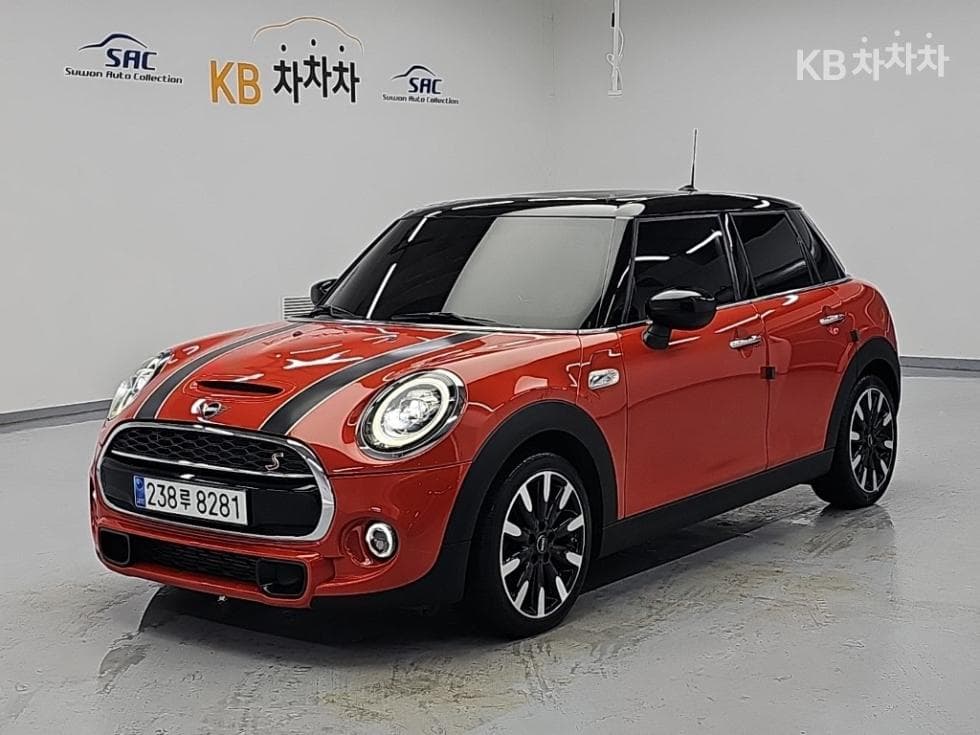 Мини Cooper 5-врати S 2.0 하이트림 - Image 1