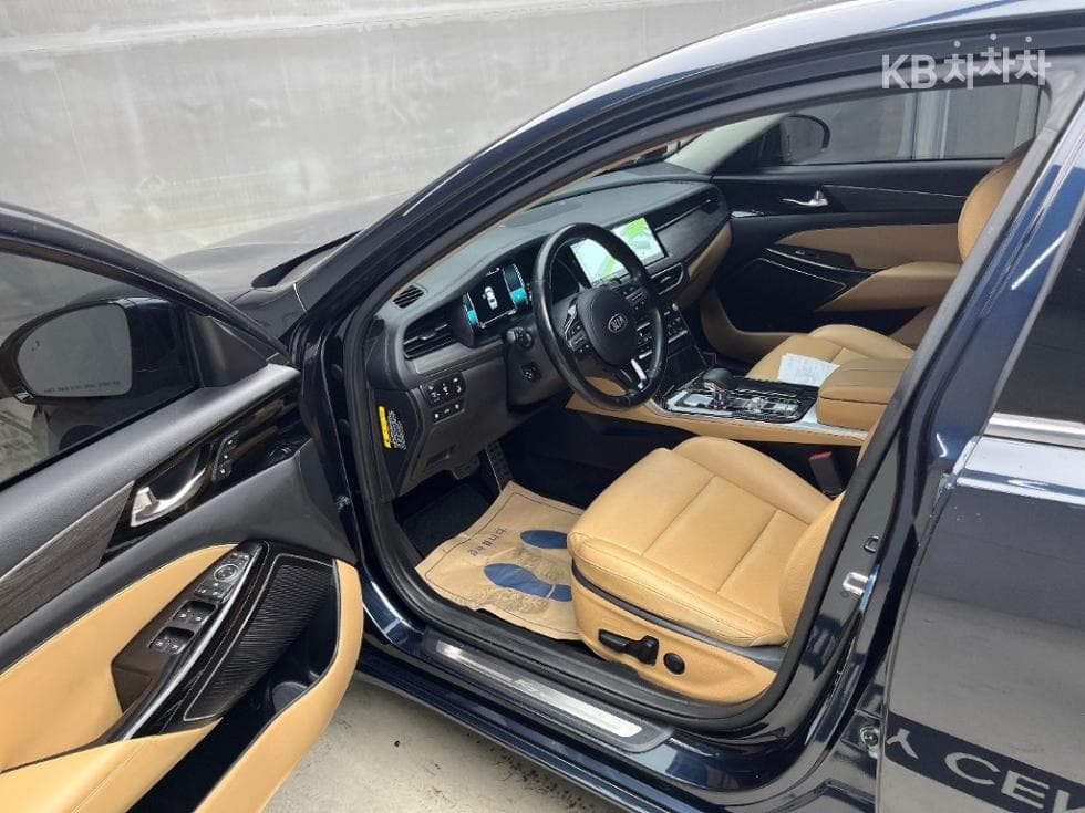 Kia K7 Premiere Hybrid2.4 HEV Noblesse - 5