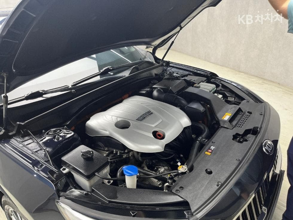 Kia K7 Premiere Hybrid2.4 HEV Noblesse - 15