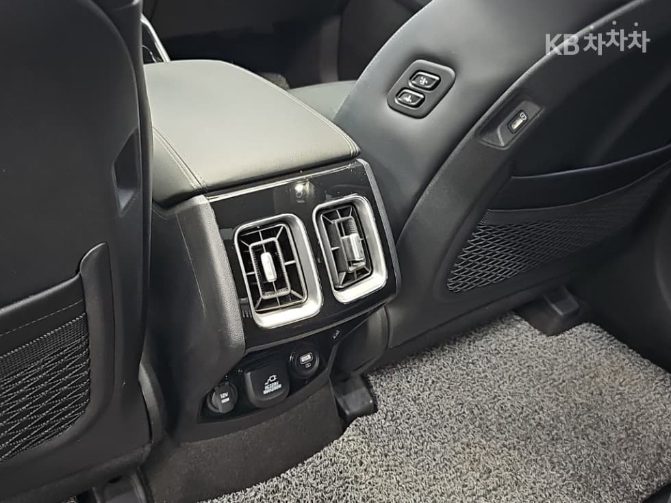 Киа Sorento 4-то поколение2.2 Дизел 2WD Noblesse - 13