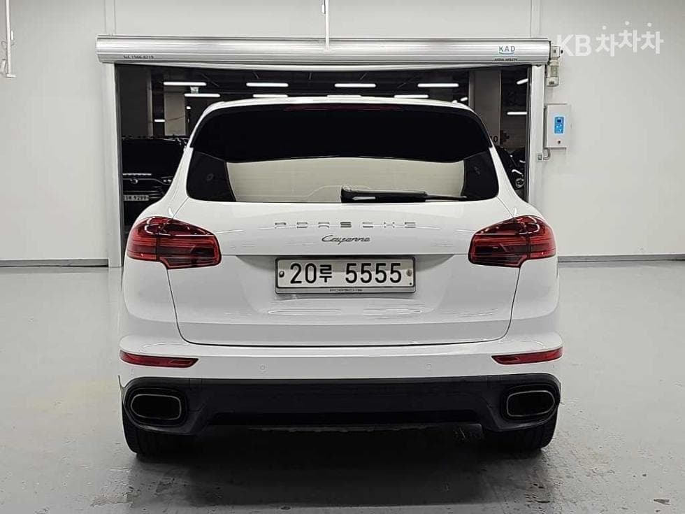 Porsche Нов Cayenne(958)3.0 Дизел Platinum Edition - 3