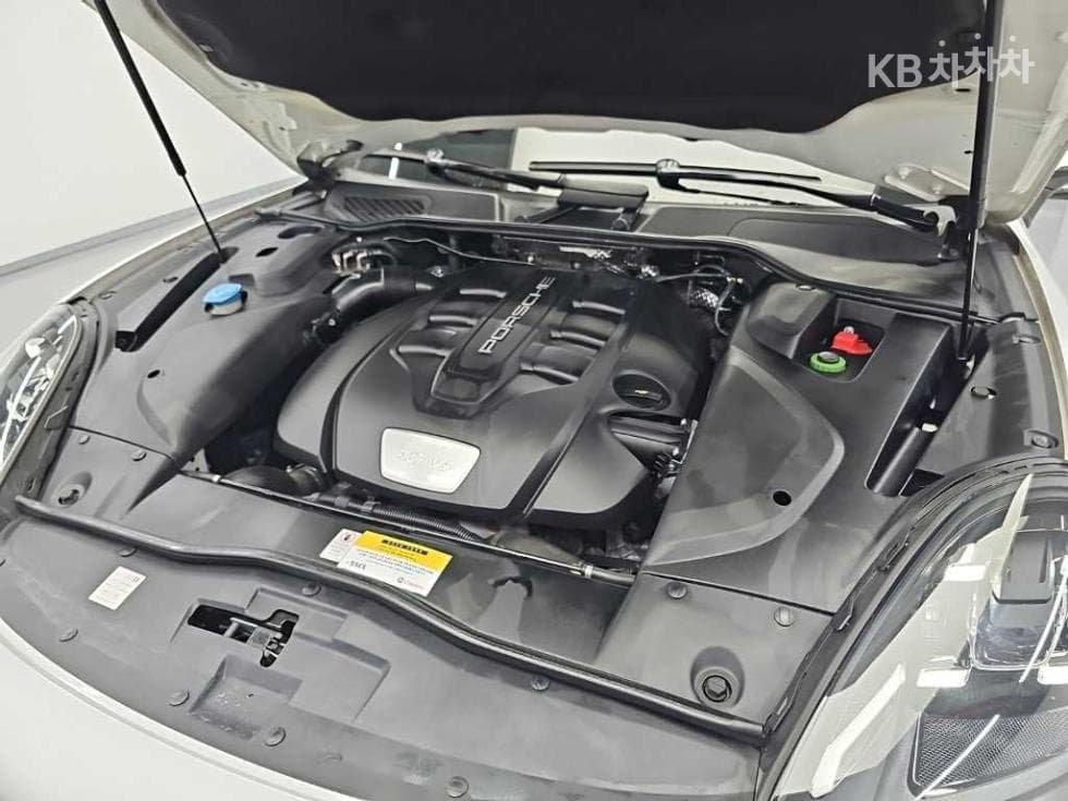 Porsche Нов Cayenne(958)3.0 Дизел Platinum Edition - 5