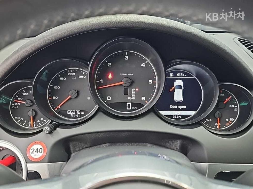 Porsche Нов Cayenne(958)3.0 Дизел Platinum Edition - 6