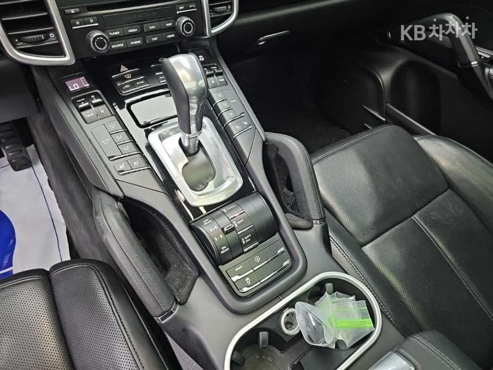 Porsche Нов Cayenne(958)3.0 Дизел Platinum Edition - 8