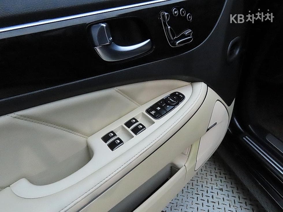 Hyundai Equus(신형)VS380 Modern - 13
