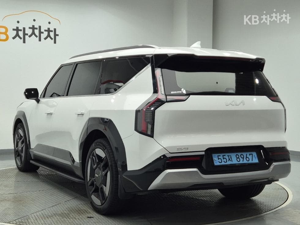 Киа EV9AWD 어스 - 2