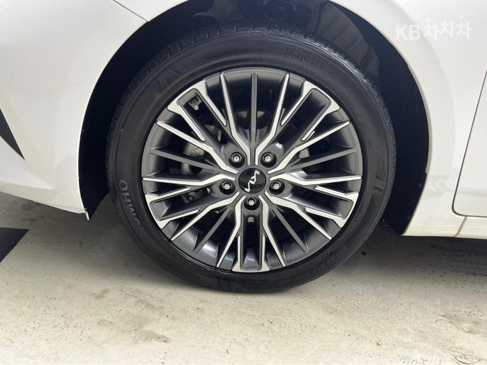 Kia The New (facelift) K3(BD)1.6 Gasoline Signature - 16