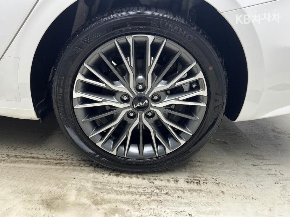 Kia The New (facelift) K3(BD)1.6 Gasoline Signature - 17