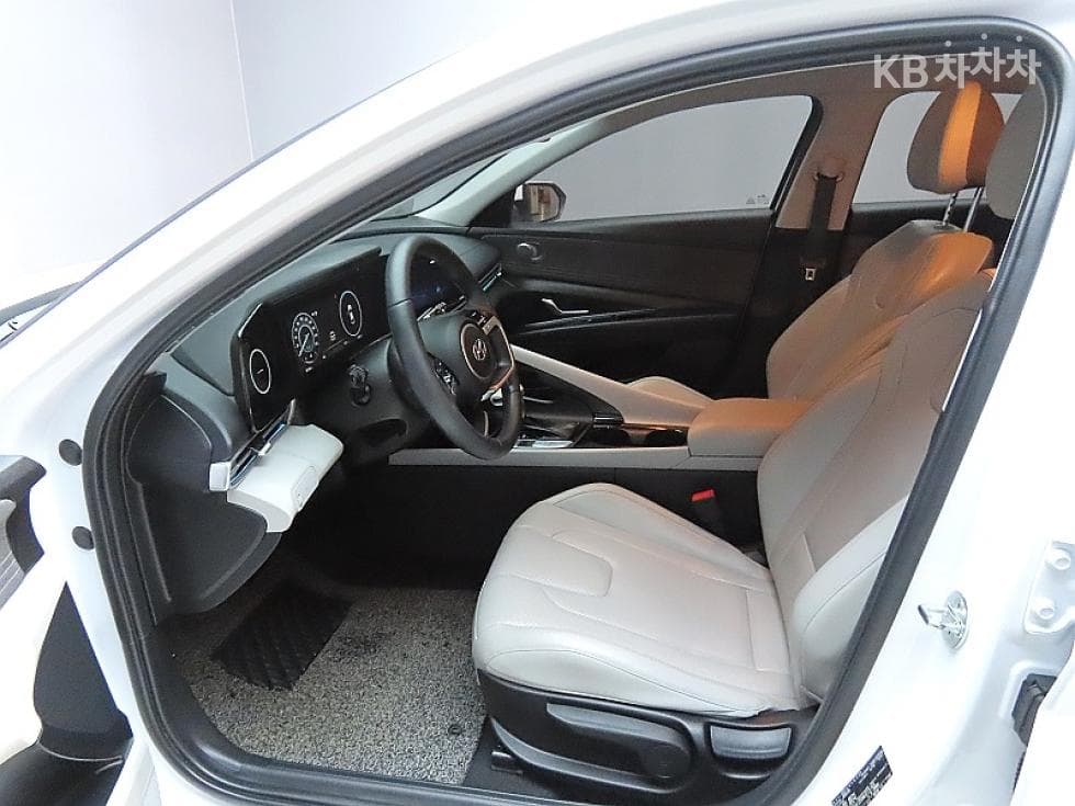 Hyundai All New Avante (Elantra)(CN7)1.6 Gasoline Modern - 10