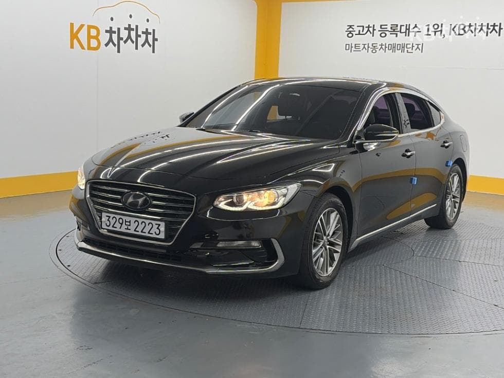 Hyundai Grandeur (Azera)IG Rental car 3.0 LPi Modern Standard - Image 1