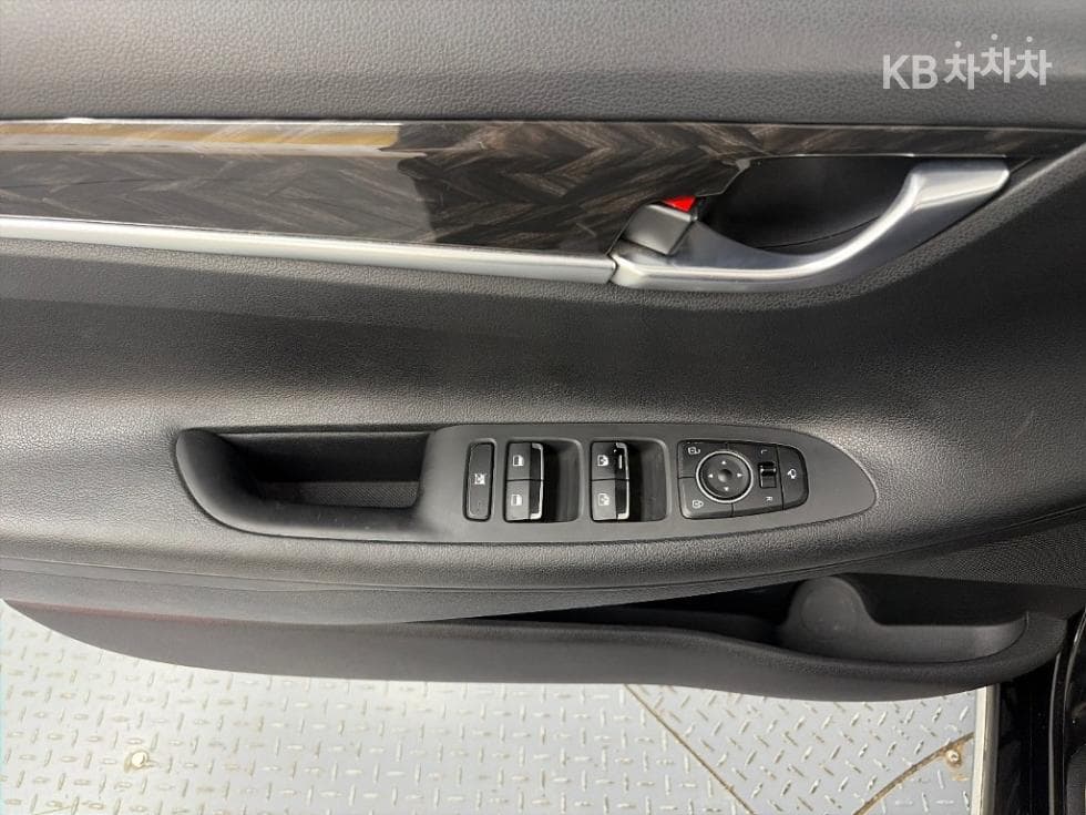 Hyundai Grandeur (Azera)IGRental car 3.0 LPi Modern Standard - 17