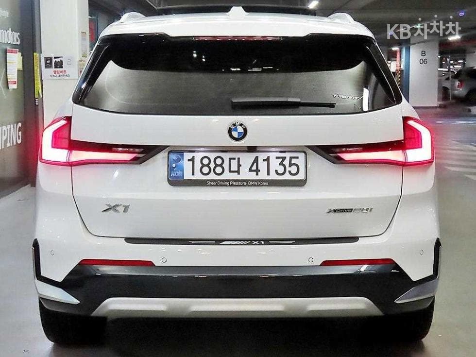 BMW X1(U11)sDrive20i xLine - 5