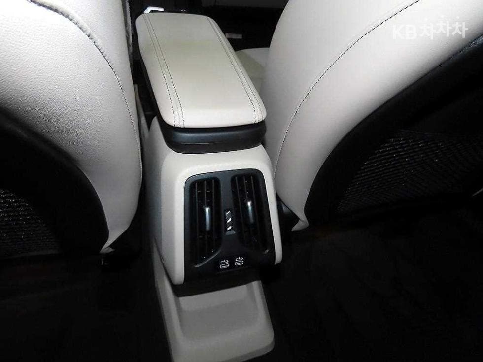 BMW X1(U11)sDrive20i xLine - 14
