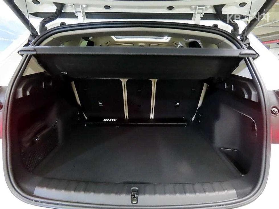 BMW X1(U11)sDrive20i xLine - 16