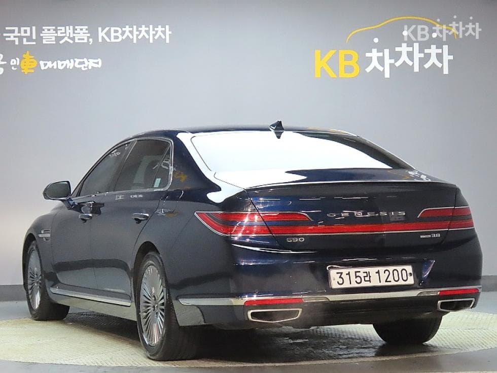 Genesis G903.8 GDi AWD Luxury - 4