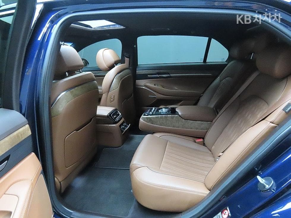 Genesis G903.8 GDi AWD Luxury - 11