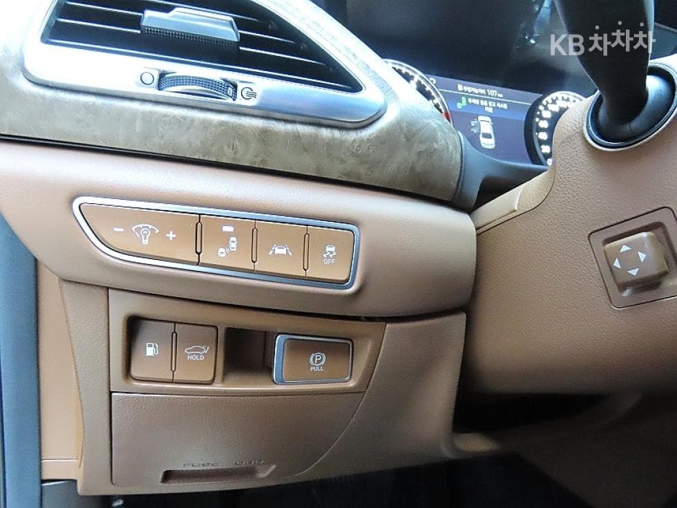 Genesis G903.8 GDi AWD Luxury - 12