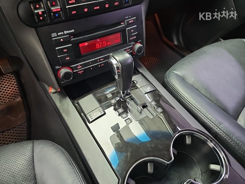Киа Mohave4x4 QV300 Висок клас - 8