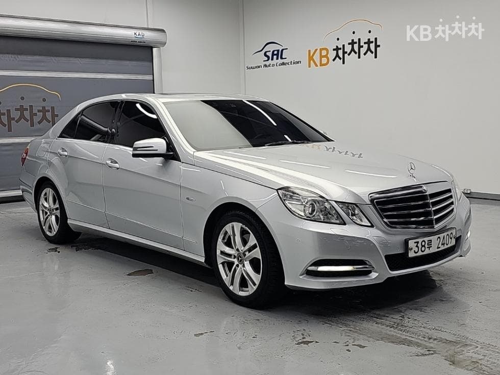 Mercedes-Benz Нов E-КласE220 CDI Авангард W212 - 4