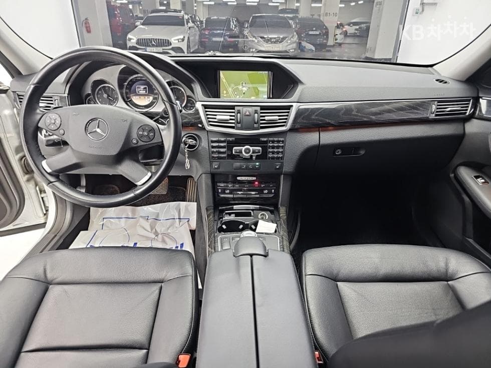 Mercedes-Benz Нов E-КласE220 CDI Авангард W212 - 7