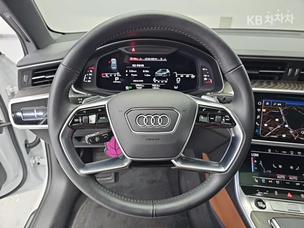 Ауди A6(C8)45 TFSI Premium - 9