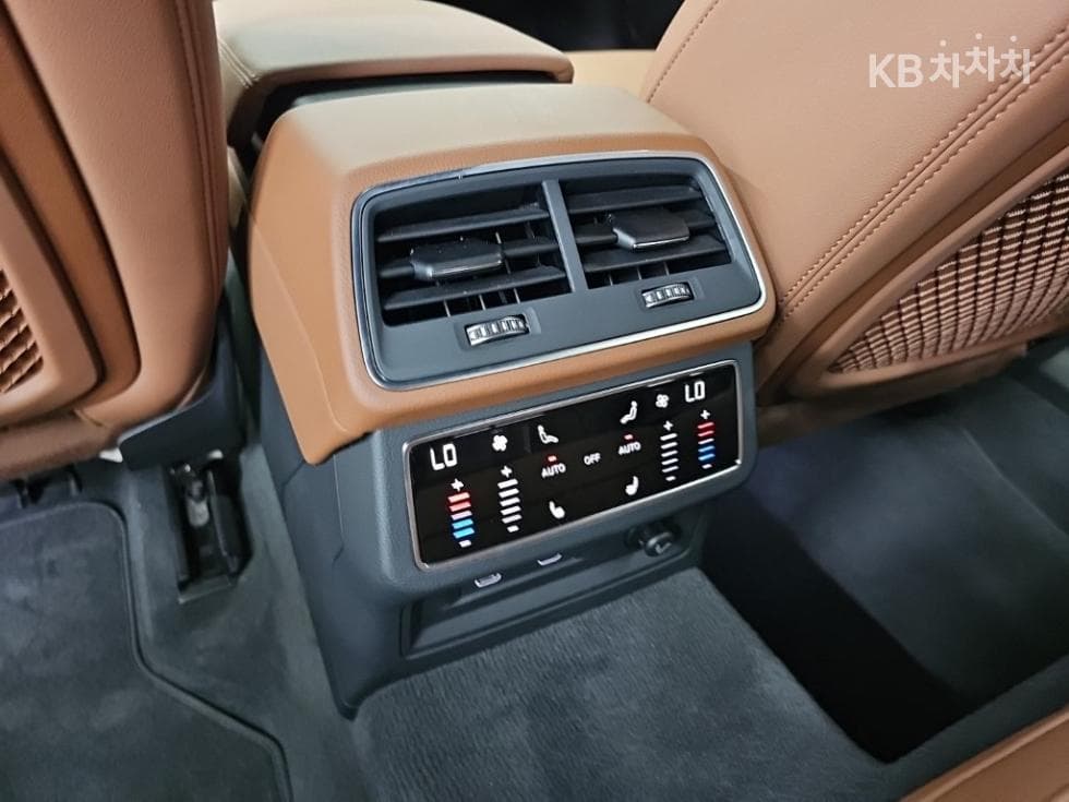 Ауди A6(C8)45 TFSI Premium - 13