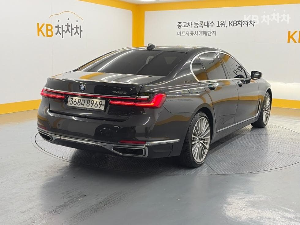 BMW 7시리즈 (G11)745e sDrive Design Pure Excellence - 4