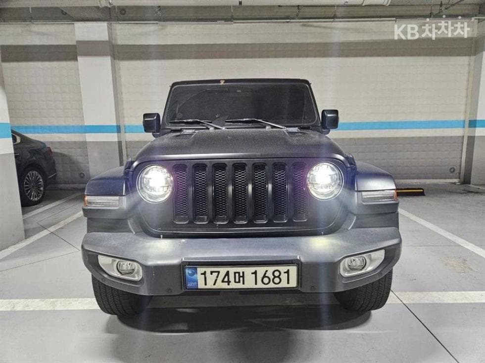 지프 랭글러 (JL) 2.0 오버랜드 4도어 파워Товарна надстройка Стандартен - Image 1