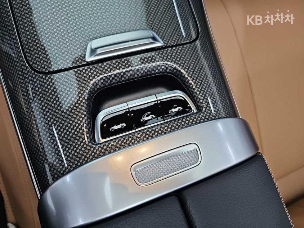 Mercedes-Benz CLE클래스 (C236)CLE 200 Cabriolet Стандартен - 16