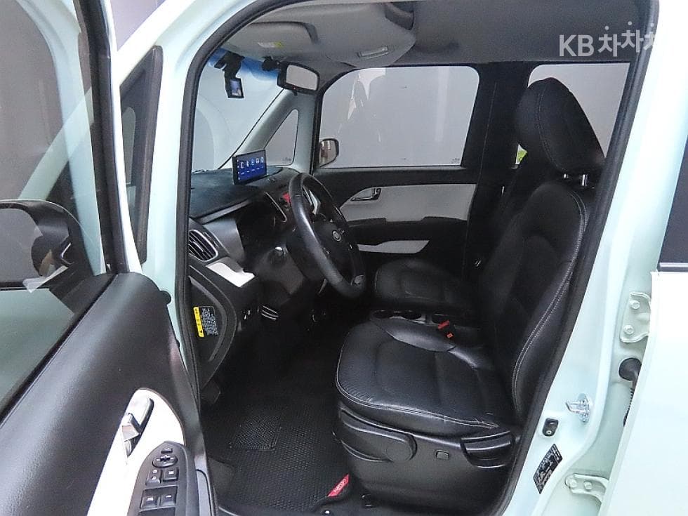 Kia Ray (van)1.0 Gasoline Prestige - 10
