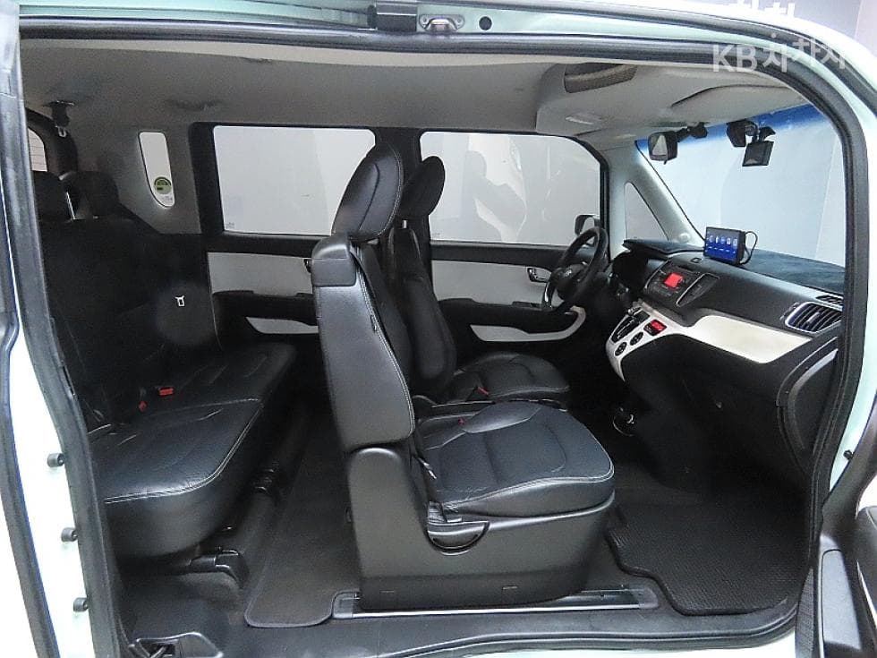 Kia Ray (van)1.0 Gasoline Prestige - 12