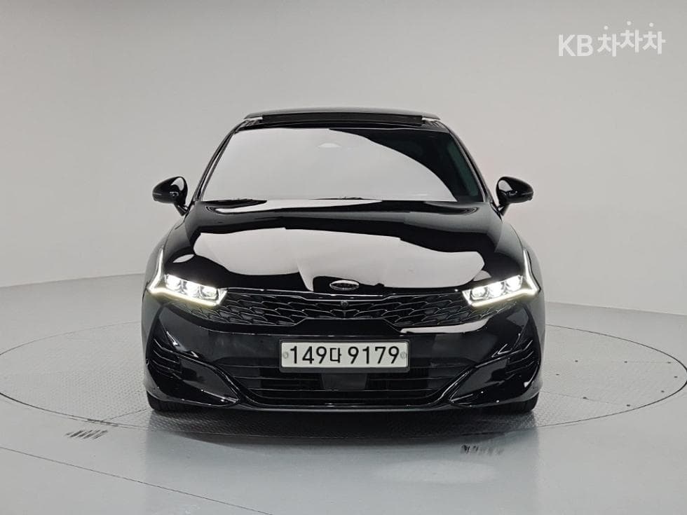 Киа K5 3-토 поколение1.6 Бензин Турбо Signature - 2