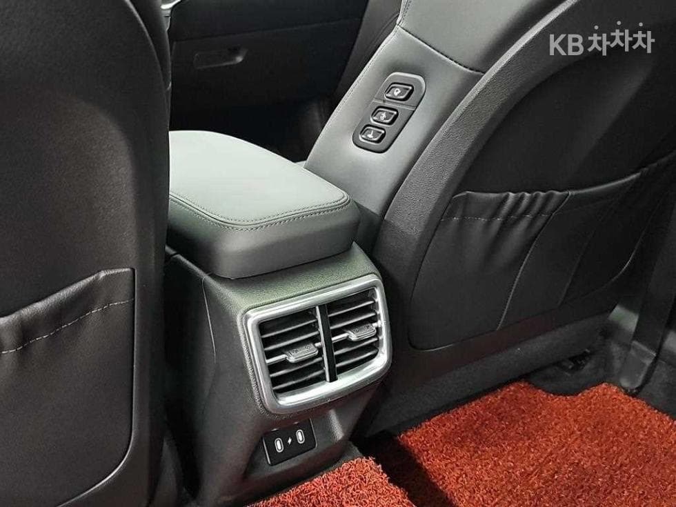 Киа The New (фейслифт) K5 3-토 поколение2.0 LPG Noblesse - 12