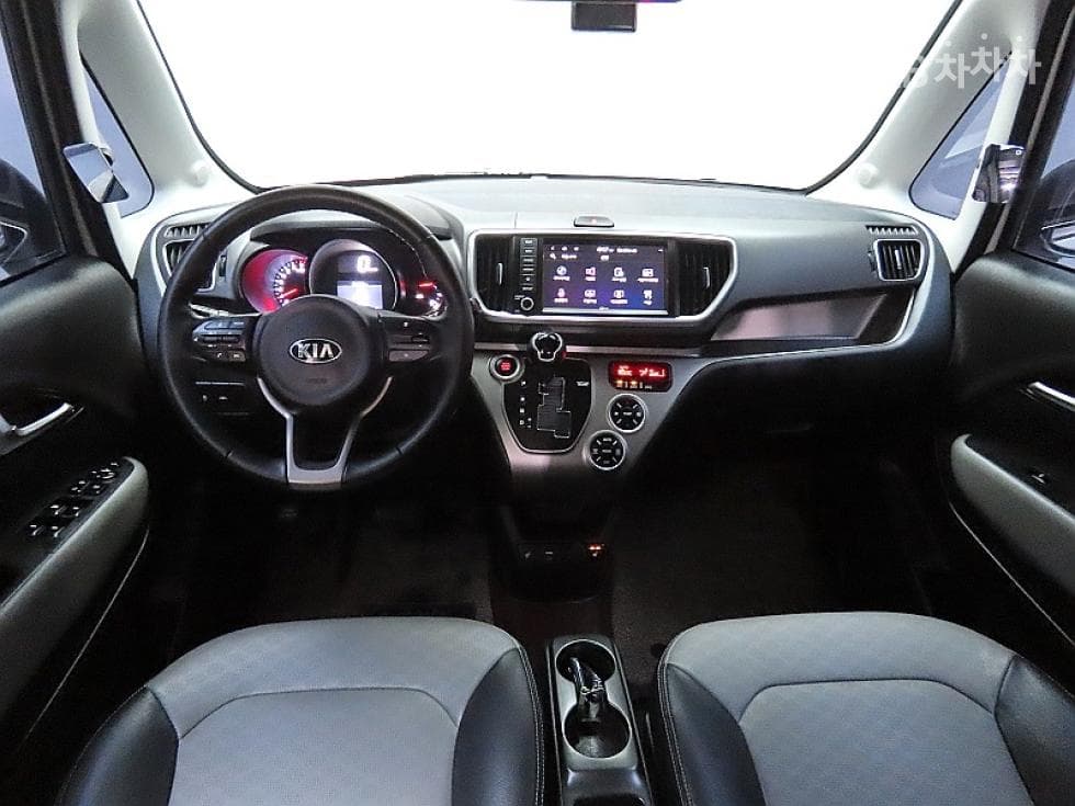 Kia The New (facelift) Ray (van)1.0 Gasoline Signature - 6