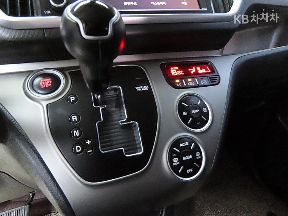Kia The New (facelift) Ray (van)1.0 Gasoline Signature - 9