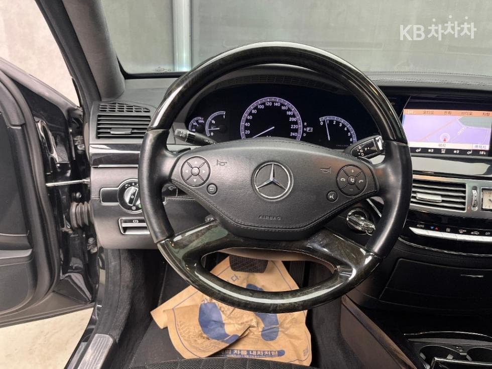 Mercedes-Benz Нов S-КласS500L 디지뇨 W221 - 9