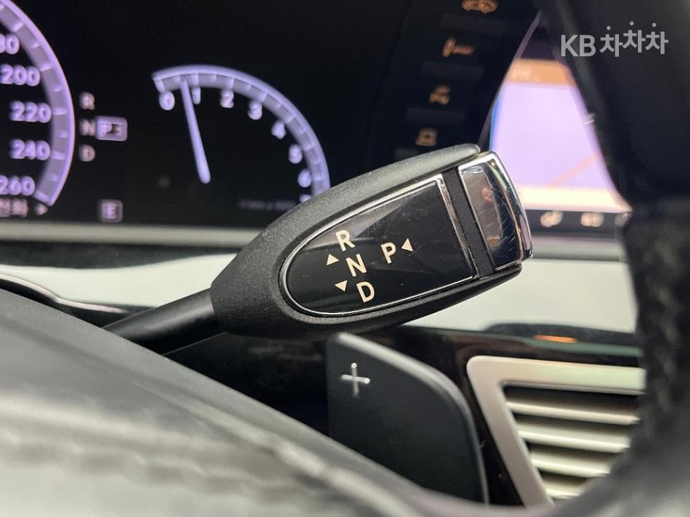 Mercedes-Benz Нов S-КласS500L 디지뇨 W221 - 10