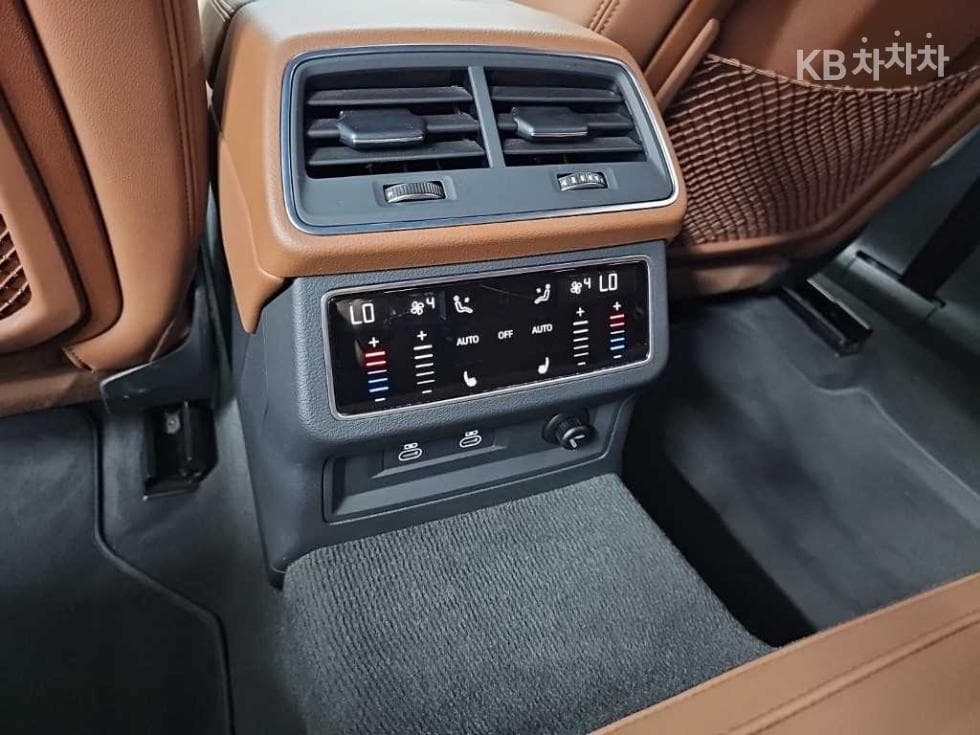 Ауди A6(C8)45 TFSI Quattro Premium - 13