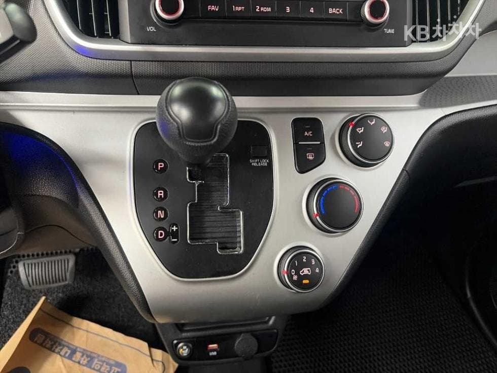 Kia The New (facelift) Ray (van) Van1.0 Gasoline Van 2-seater Standard - 8