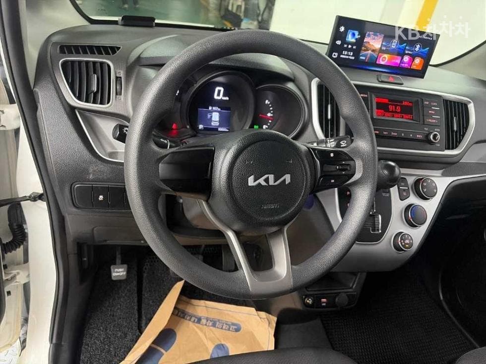 Kia The New (facelift) Ray (van) Van1.0 Gasoline Van 2-seater Standard - 9