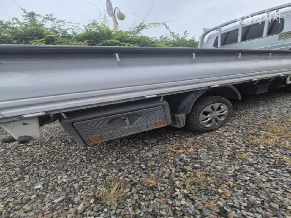 Хюндай Porter 2Удължено междуосие Super Cab LPG Premium - 8